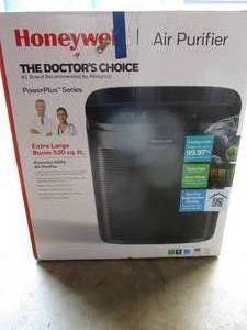 lot 32 image: Honeywell-Large Power Plus HEPA  Air Purifier-Lightly Used, Model HPA3300-B, In Original Box.