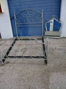 lot 77 image: Metal, Flat SilverGray Bed Frame With Rails and Matching Mirror