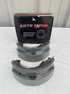 lot 53 image: AEF BRAKE SHOES AXS675 FOR 1195 CHEVY 1500 PICKUP