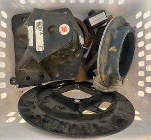 lot 91 image: MISCELLANEOUS PARTS