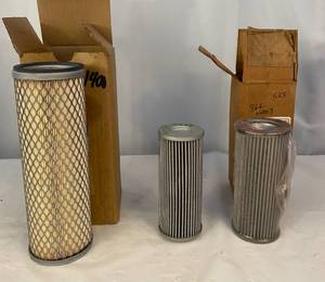 lot 95 image: 3 DIFFERENT AIR FILTERS