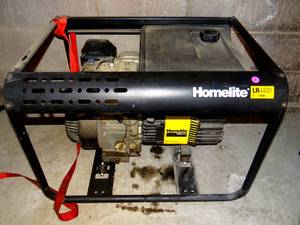 lot 3 image: HOMELITE LR4400 GAS GENERATOR