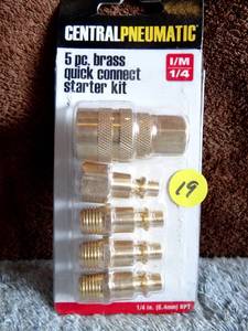 lot 19 image: CENTRAL PNEUMATIC 5 PC BRASS QUICK CONNECT AIR HOSE KIT