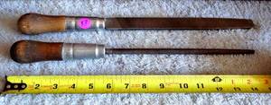 lot 33 image: MATCHING PAIR NICHOLSON FILES - FLAT BASTARD & ROUND