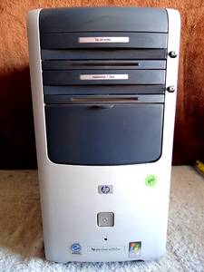 lot 44 image: HP Pavilion a305w - DESKTOP