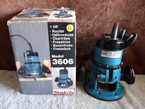 lot 52 image: Makita 3606 7.0 Amp 1 HP Router - TESTEDWORKING wBox