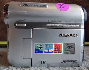 lot 75 image: Samsung SC-D353 Mini DV Camcorder