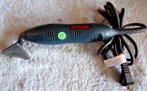 lot 83 image: Ryobi DS-1000 Electric Detail Corner Sander - TESTEDWORKS