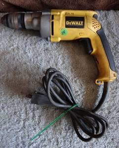 lot 119 image: DEWALT DW236 7.8 Amp 12-Inch (2ND LISTED) - TESTEDWORKS