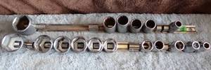lot 128 image: ASSORTMENT OF SOCKETS AS SHOWN