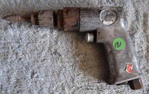 lot 131 image: AIR TOOL