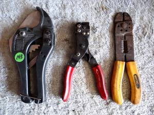 lot 144 image: ASSORTMENT OF HAND TOOLS