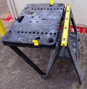 lot 220 image: STANLEY WORKTOP PORTABLE TABLE