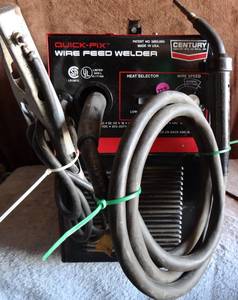 lot 222 image: Century Quick Fix Wire Feed Welder - Model 117-034 - TESTED WORKS