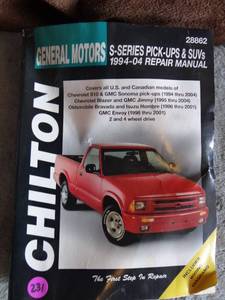 lot 231 image: CHILTON General Motors S Series Pick-ups & SUVs Repair Manual 1994-2005