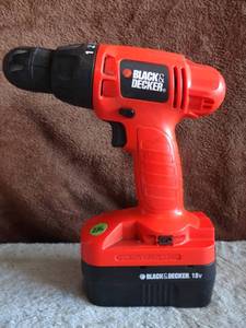 lot 236 image: Black and Decker PS1800 Type 1 Cordless Drill - 18V