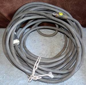 lot 247 image: HEAVY DUTY POWER EXTENSION CORD