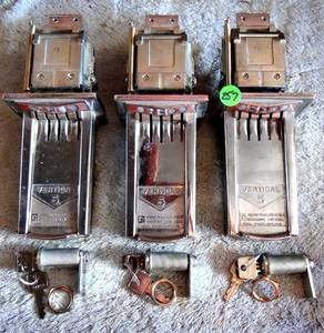 lot 257 image: VICTORY 5 COIN SLIDES WITH NEW KEYS & LOCK (X3)