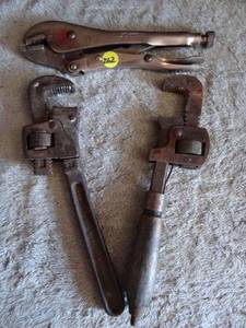 lot 262 image: PLUMBERS ASSORTMENT AS SHOWN