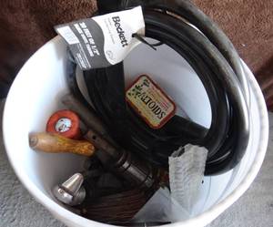 lot 284 image: POT LUCK TOOL ASSORTMENT BUCKET #2