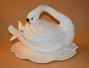 lot 52 image: Swan Soup Tureen