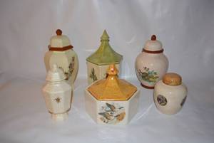 lot 26 image: Speckled Ceramic Dishes as shown