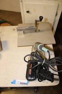 lot 420 image: Soldering Gun,  soldering iron and Glass circle cutter