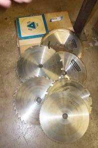 lot 435 image: Circular Saw Blades  and Blue Blazer Diamond Saw Blades mostly 10 inch