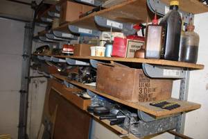 lot 449 image: Contents of Shelvesof 2 lower Shelves