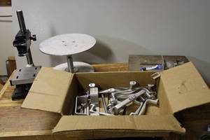 lot 440 image: Dremel Drill Press  handles  truntable  miter piece