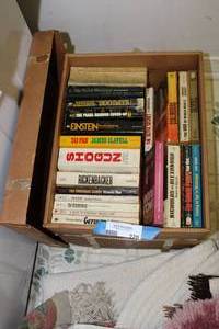 lot 220 image: Box of Books History and Biographies mostly