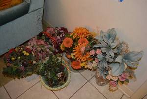 lot 72 image: Artificial Flower Arrangments