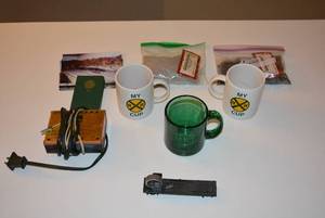 lot 113 image: Railroad Coffee Cups, Blended Ballast Packs,
