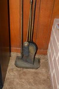 lot 137 image: Fireplace set Poker, broom and shovel