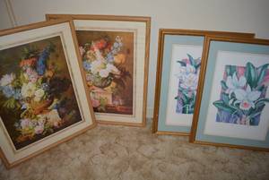 lot 230 image: 2 Pairs of Flower Wall Art