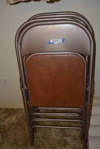 lot 232 image: 4 Samsonite Folding Chairs