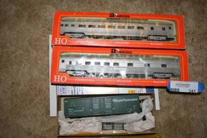 lot 241 image: Rivarossi HO Train Models and Weyerhaeuser Car Model