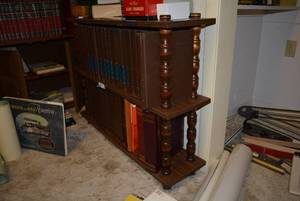 lot 330 image: Wooden 2 Shelf Bookcase with Spindel Turned Ends