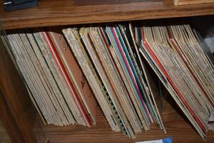 lot 316 image: Vinyl Album Collection, see Pictures