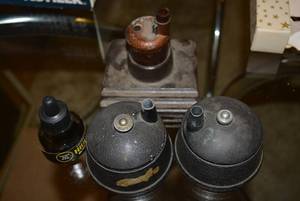 lot 326 image: Vintage Cast Iron Drafting Pencil Sharpeners