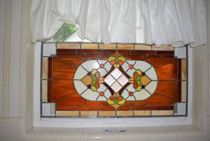 lot 348 image: Stained Glass Window Pane, Easy to Lift and Remove