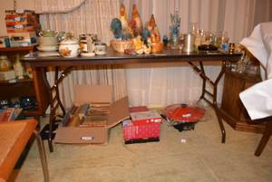 lot 43 image: Brown Metal Frame Folding Table, Contents not Included