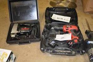 lot 425 image: Craftsman and Skil Tools