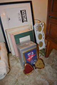 lot 361 image: Picture Frames, Picture Albumns and Memorial Books