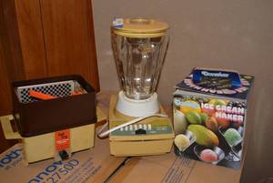 lot 208 image: Vintage Deep Fryer, Blender and Ice Cream Maker