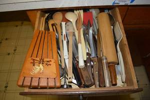 lot 205 image: Knives and Kitchen Utensils