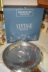 lot 195 image: Marquis by Waterford Vintage Bar Set in Original Box