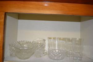lot 193 image: Crystal Glasses and Bowls