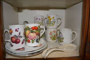 lot 159 image: Flower Mugs and Plates Includes Rose of England Brand