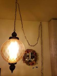 lot 71 image: Circle Mirror Wall Wreath and Hanging Globe Lamp